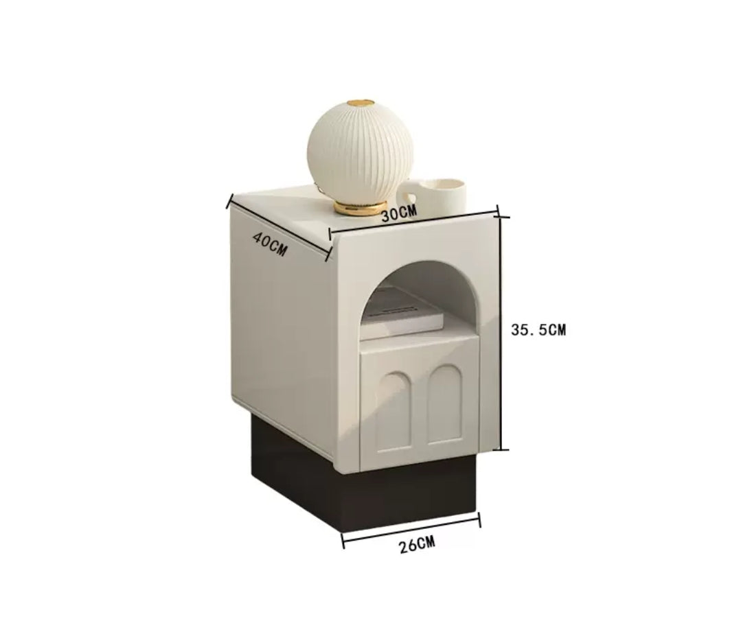 ミニベッドサイドテーブル