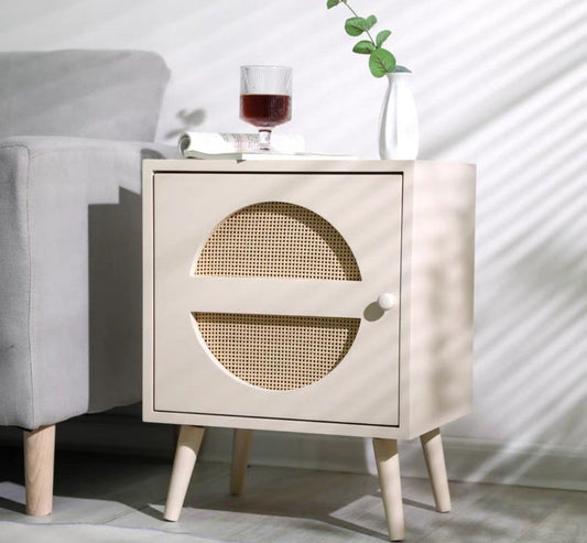 ChEeZo ベッドサイドテーブル