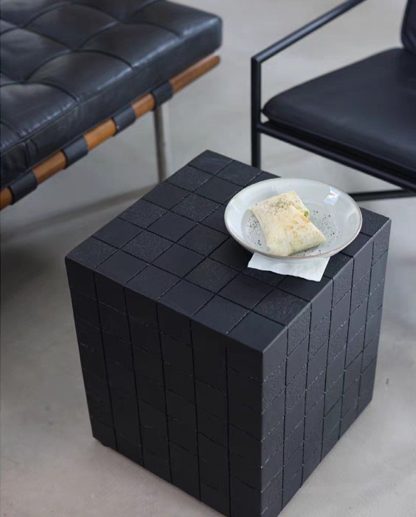 CynthY Side Table