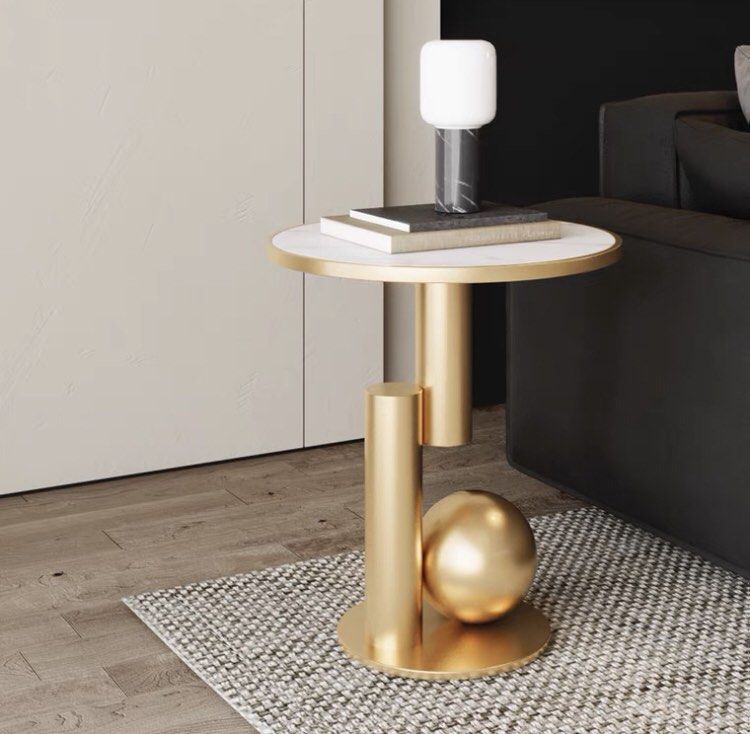 HoLli Side Table