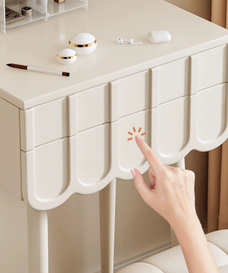 JeSsY Dressing Table Set