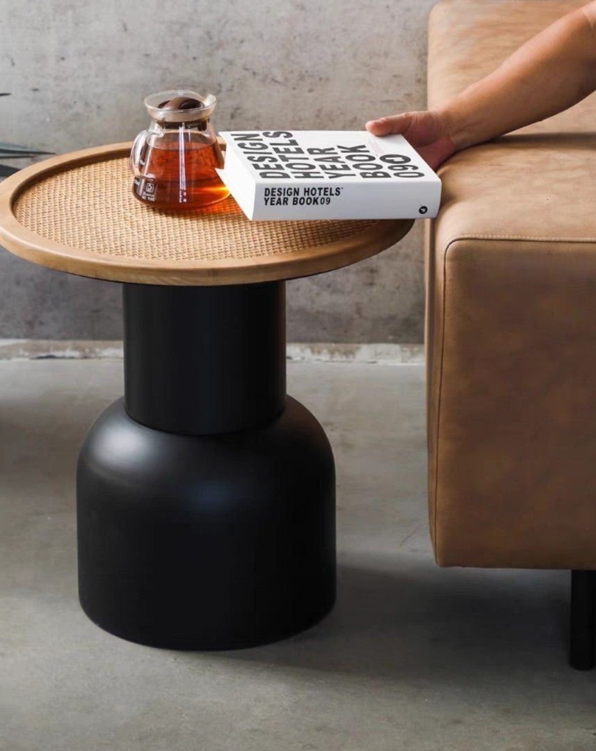 KoNoNa Side Table