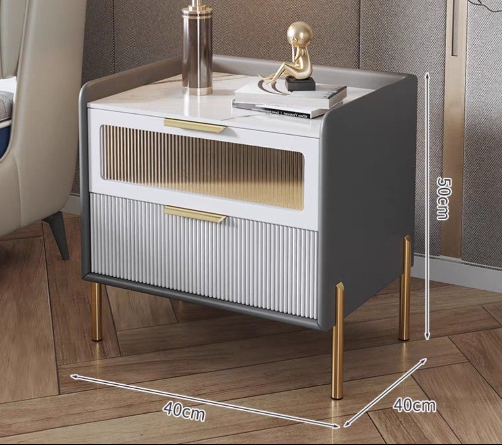 NilaV Bedside Table