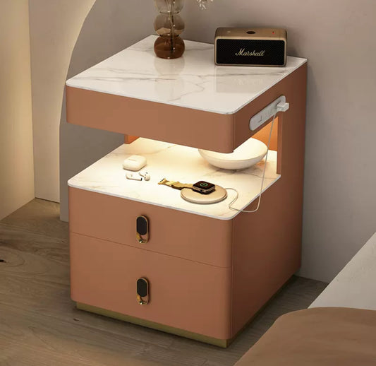 木々のベッドサイドテーブル