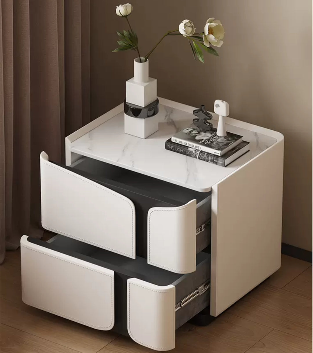 DaintyDock Bedside Table