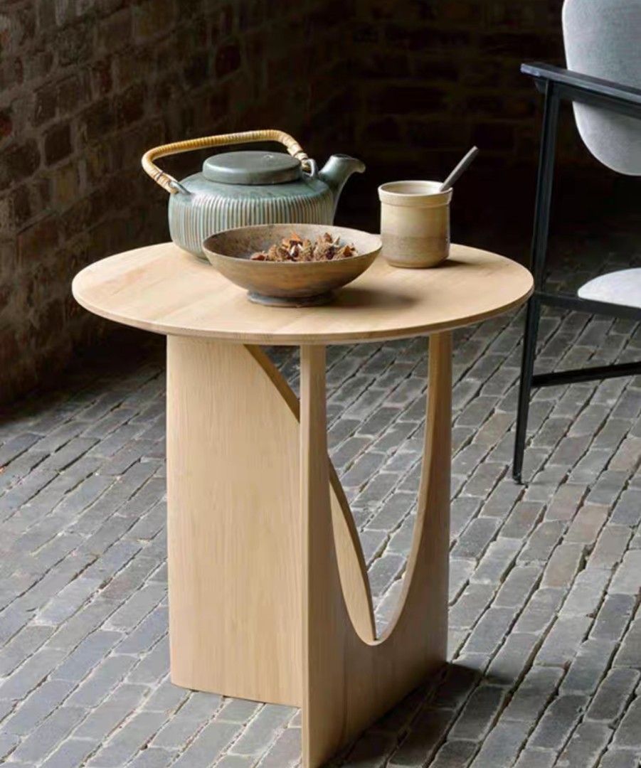 RoCaz Side Table