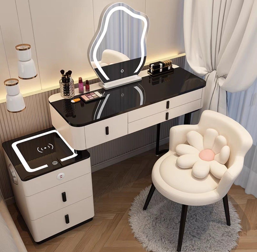 SaVanA Vanity Dressing Table