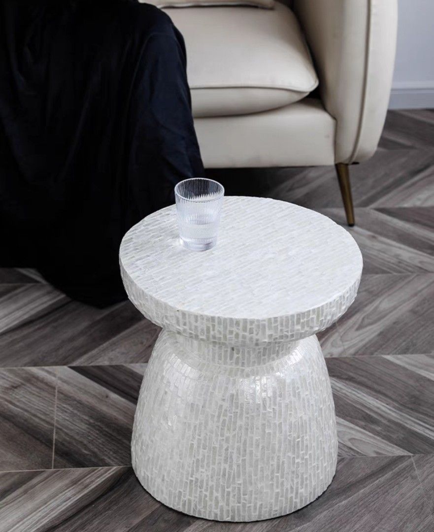StAlee Side Table
