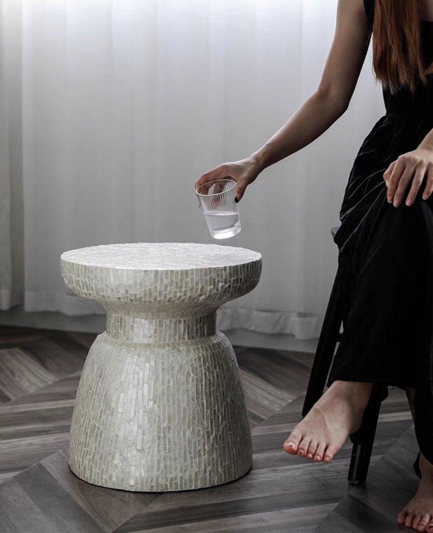 StAlee Side Table
