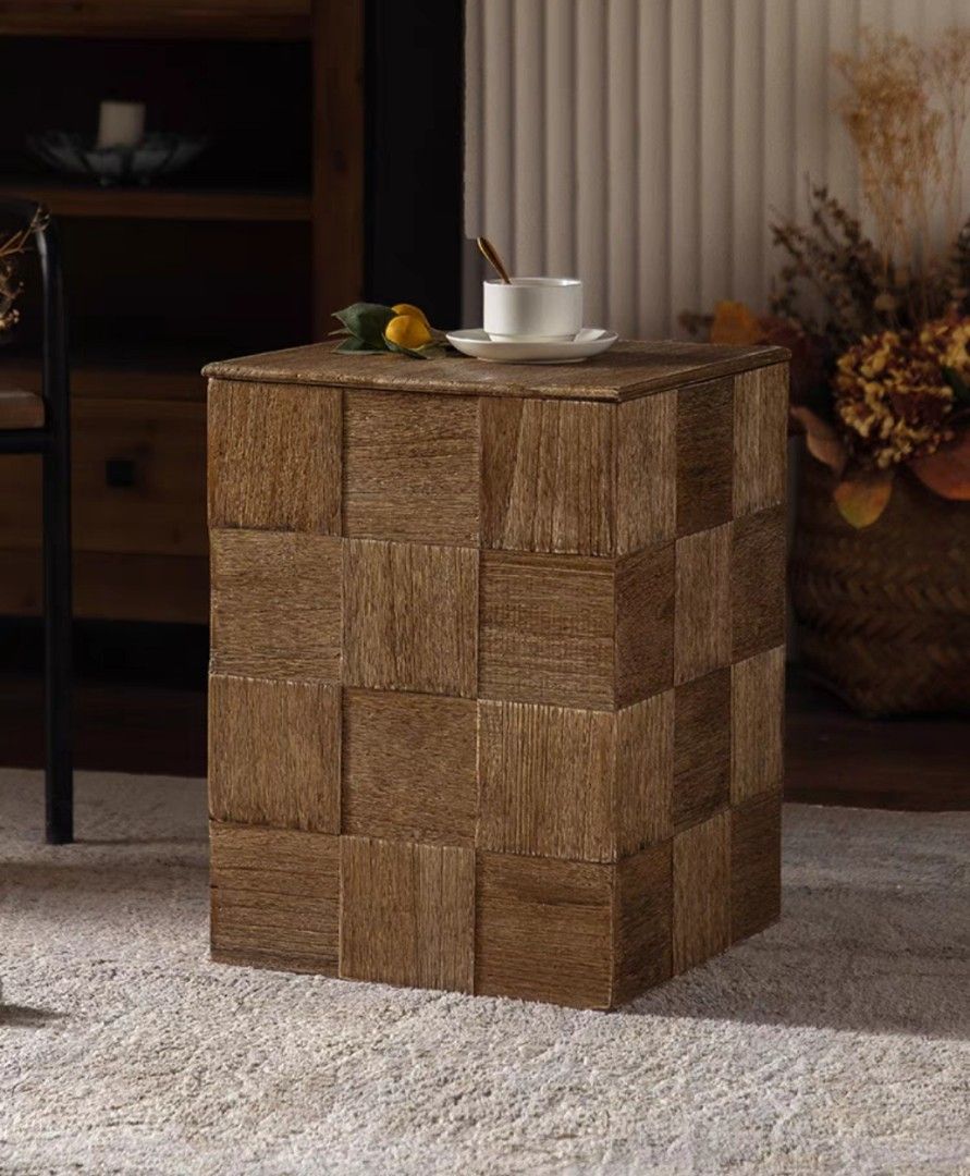 TataMi Side Table