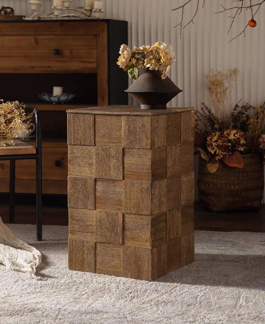 TataMi Side Table