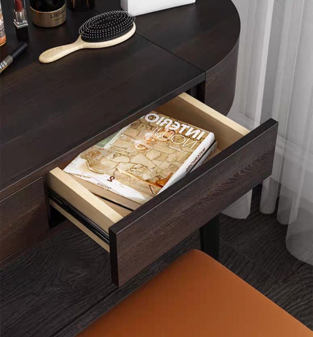 ThEo Vanity Dressing Table