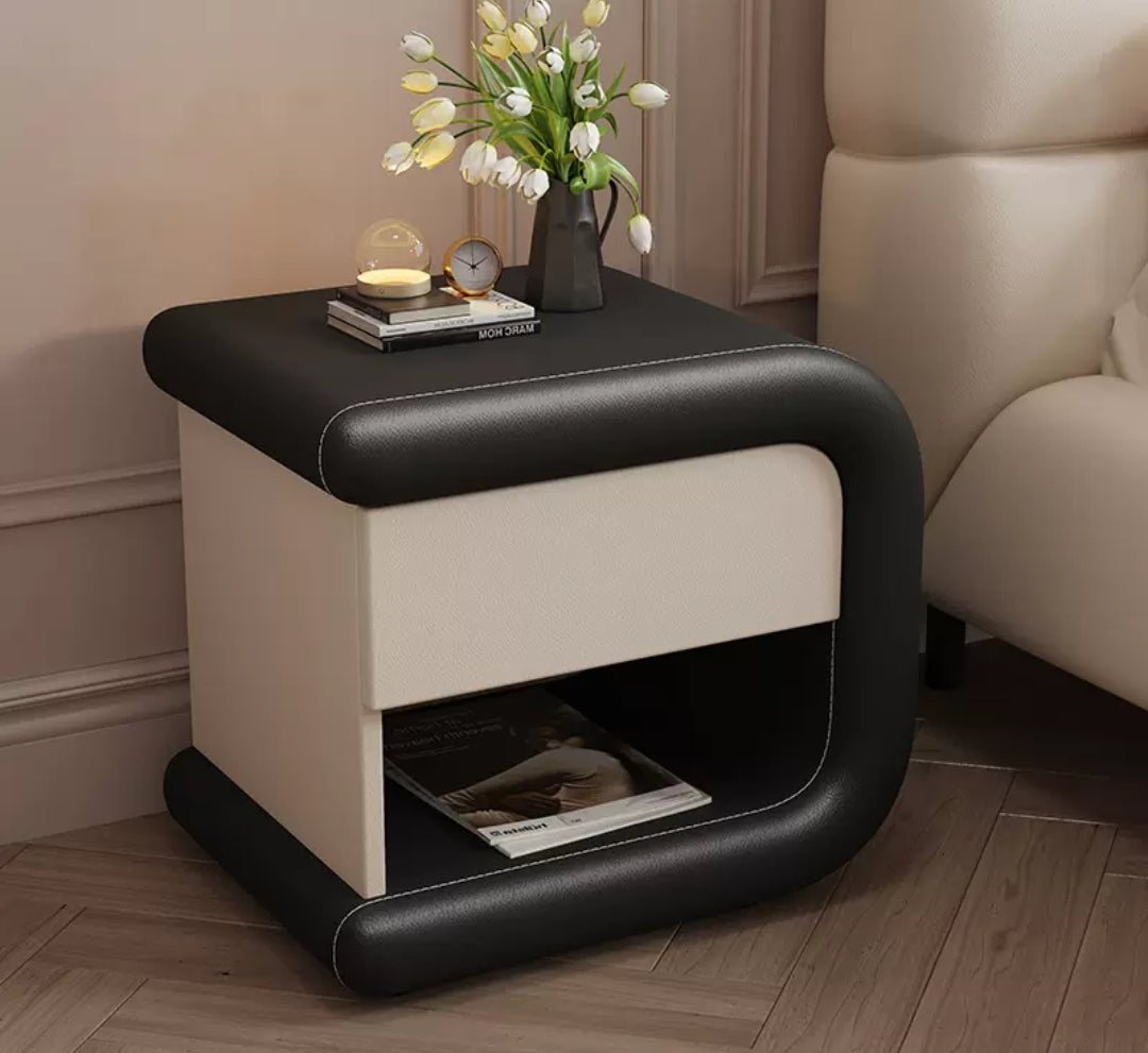 HandyHub Bedside Table