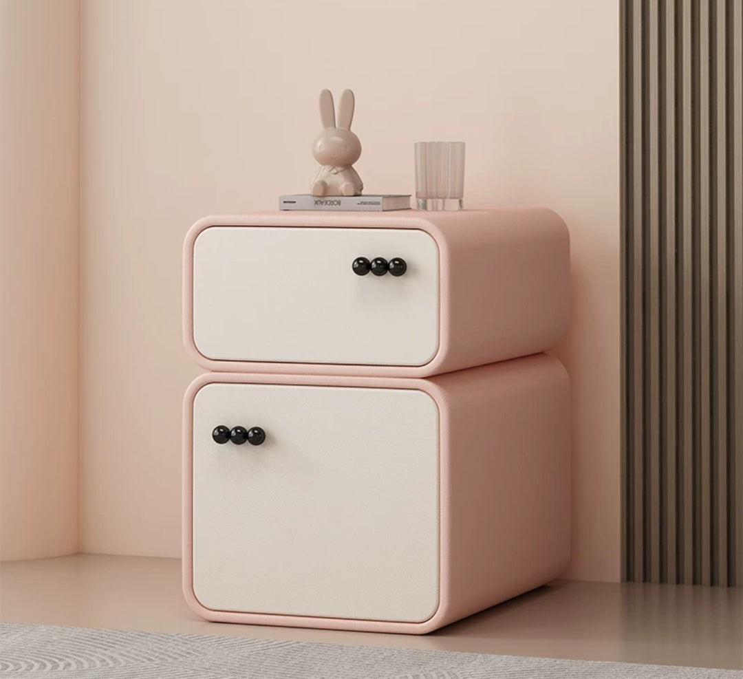 TinyMinI Bedside Table