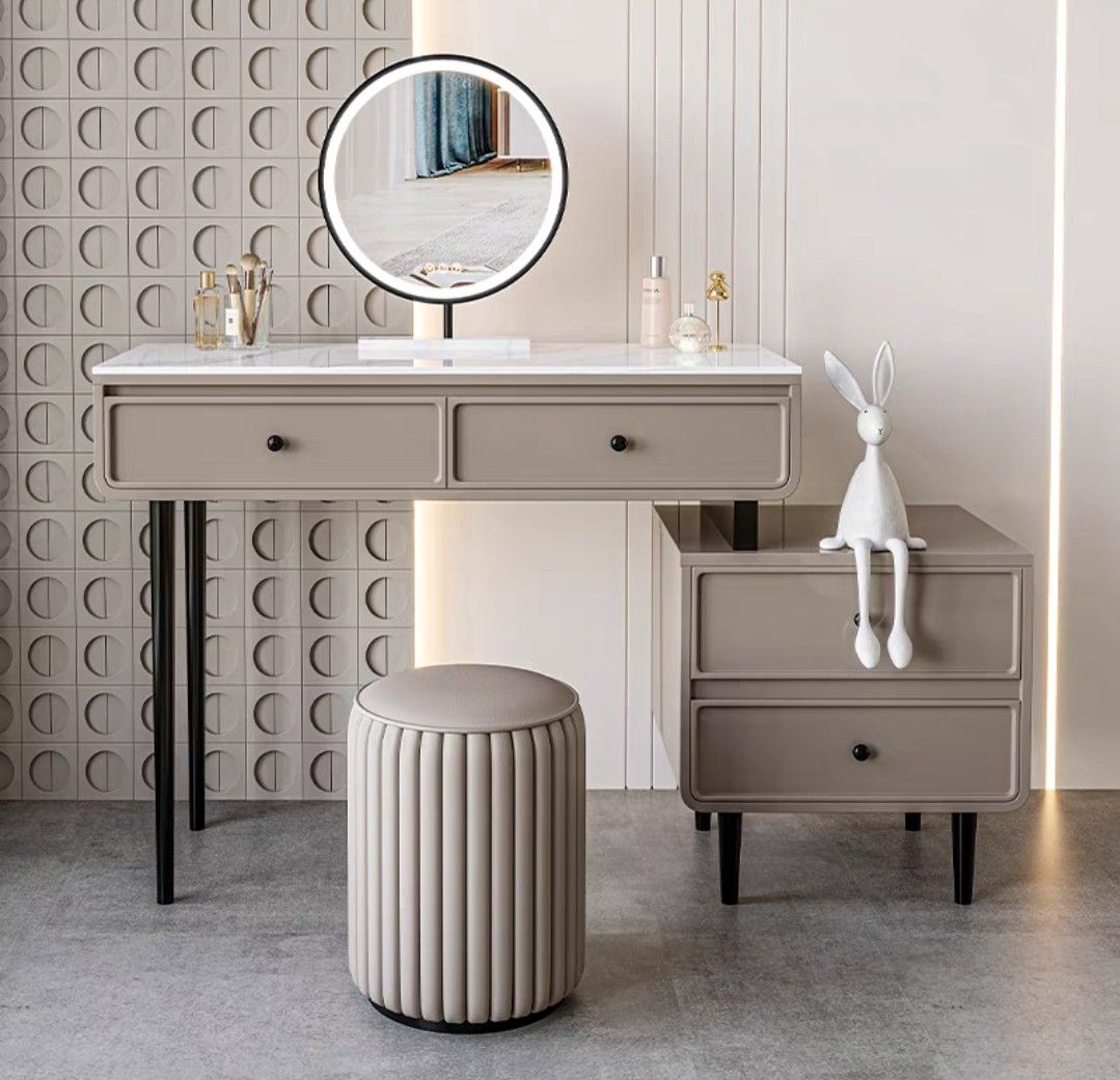 CrystAlbeL Vanity Dressing Table