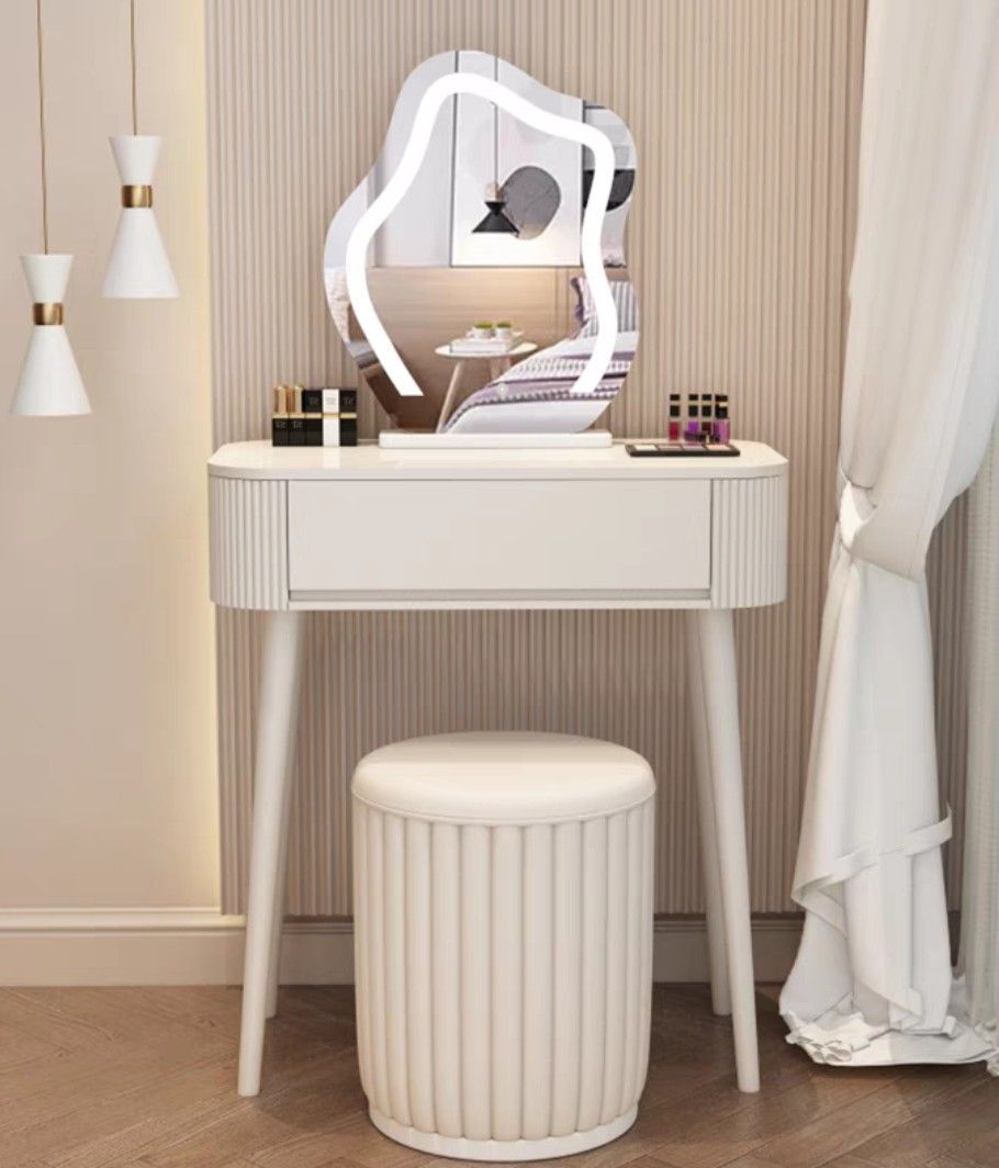 LeAnoZ Dressing Table Set