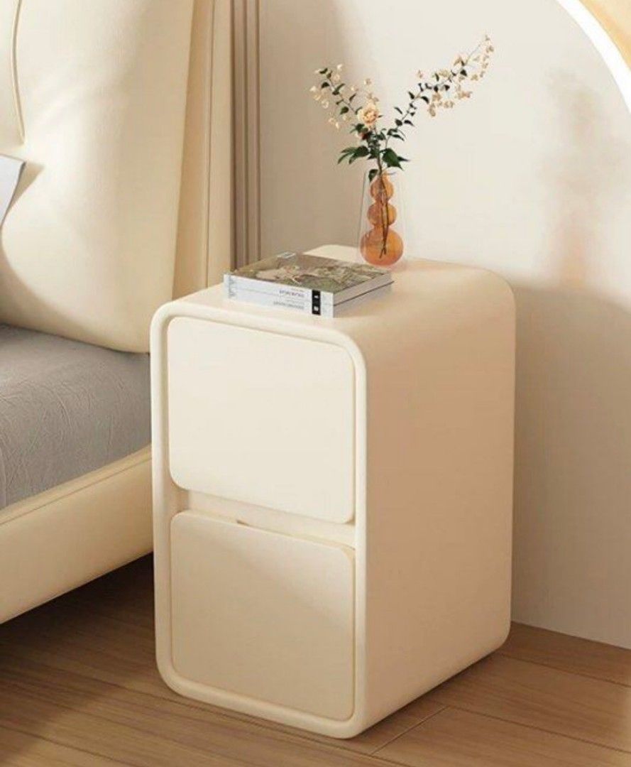 MiNa BedSide Table | Onlookers Art