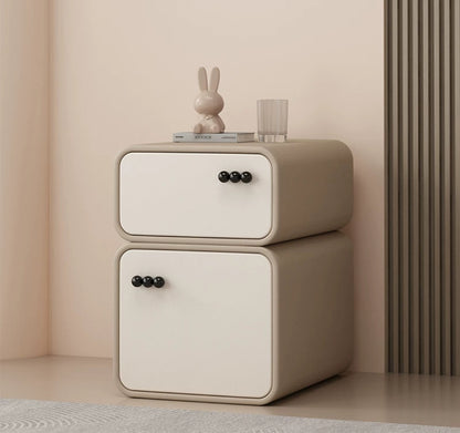 TinyMinI Bedside Table