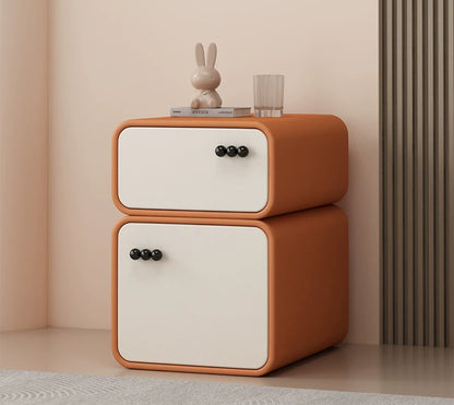 TinyMinI Bedside Table