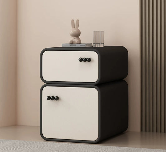 TinyMinI Bedside Table