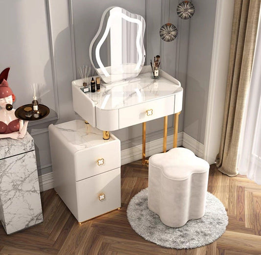 ClOve Vanity Dressing Table