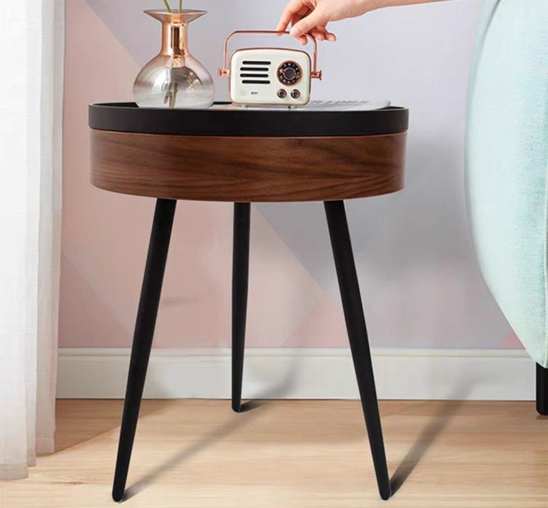 TitaNz Side Table