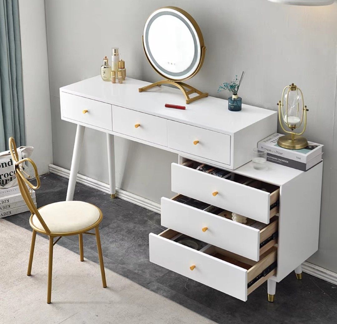 UzzOy Vanity Dressing Table