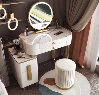 VaNlyn Vanity Dressing Table