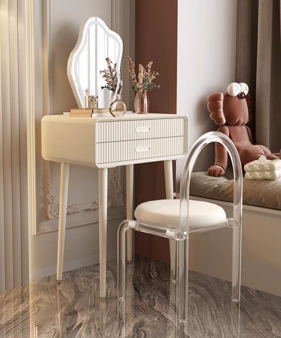 VeLaRi Vanity Dressing Table