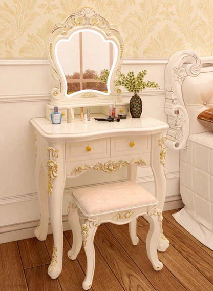 VicToRia Dressing Table