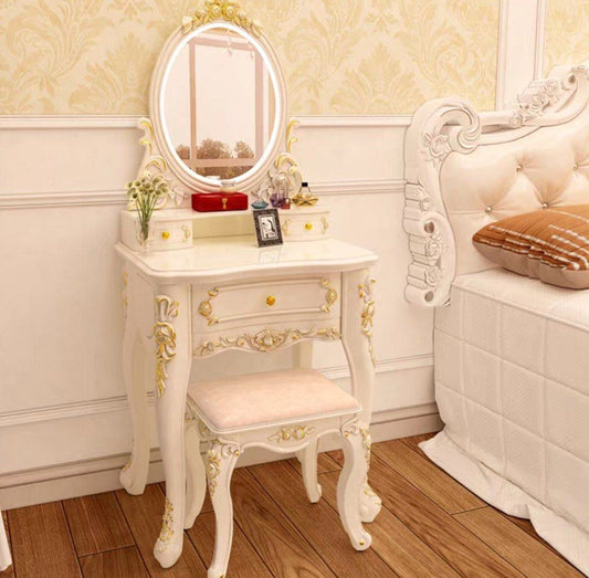 VicToRia Dressing Table